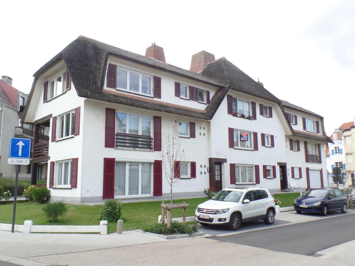 Residence Queen'S De Panne Buitenkant foto